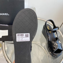 Load image into Gallery viewer, SE1321 CC Sandals /  Size5-10
