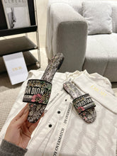 Load image into Gallery viewer, SE1663 Dior Dway Slide / Size5-12
