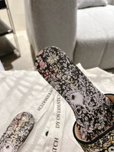 Load image into Gallery viewer, SE1663 Dior Dway Slide / Size5-12
