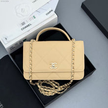 Load image into Gallery viewer, CC1419 Chanel Handle WOC / HIGHEST QUALITY VERSION / 19.5 x 12 x 3.5 cm
