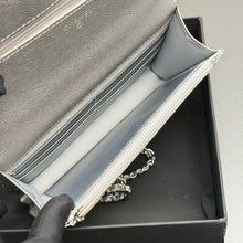 Load image into Gallery viewer, CC1420 Chanel Handle WOC / HIGHEST QUALITY VERSION / 19.5 x 12 x 3.5 cm
