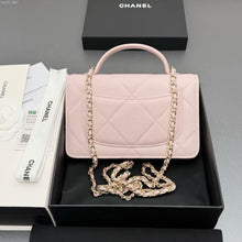 Load image into Gallery viewer, CC1424 Chanel Handle WOC / HIGHEST QUALITY VERSION / 19.5 x 12 x 3.5 cm
