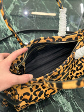 Load image into Gallery viewer, PD335 Cocoa Medium/Large Suede Handbag / HIGHEST QUALITY VERSION
