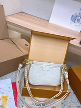 Load image into Gallery viewer, LB898 Multi Pochette Accessoires / 9.8 x 5.7 x 1.8 inches
