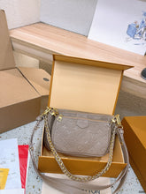 Load image into Gallery viewer, LB898 Multi Pochette Accessoires / 9.8 x 5.7 x 1.8 inches
