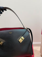 Load image into Gallery viewer, FE001 Ferragamo Hug Top Handle / 35 x 23 cm
