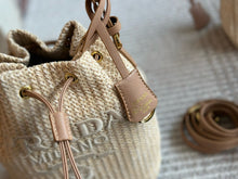 Load image into Gallery viewer, PD281 Crochet and Leather mini-bucket Bag / 7.6x6.8x3.9inch
