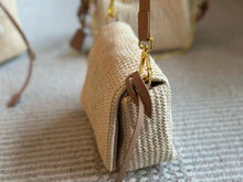 Load image into Gallery viewer, PD282 Crochet Shoulder Bag / 8.2x5.5x2.7inch
