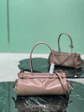 Load image into Gallery viewer, PD319 Cocoa Medium/Large Leather Handbag / HIGHEST QUALITY VERSION
