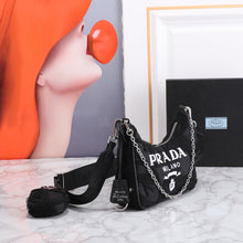 Load image into Gallery viewer, PD263 Prada Re-Edition Wool Mini-bag / 8.6x7x2.3inch
