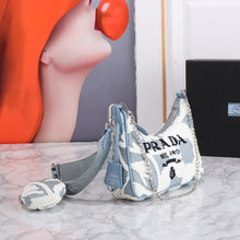 Load image into Gallery viewer, PD264 Prada Re-Edition Wool Mini-bag / 8.6x7x2.3inch
