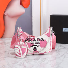 Load image into Gallery viewer, PD263 Prada Re-Edition Wool Mini-bag / 8.6x7x2.3inch
