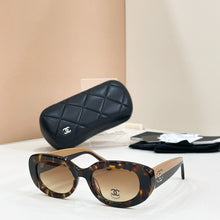 Load image into Gallery viewer, JW1020 Chanel Cat-Eye Sunglasses CH5562

