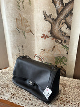 Load image into Gallery viewer, CC1425 Chanel 26S Maxi Flap Bag /  HIGHEST QUALITY VERSION / 38.5 x 26 x 11 cm
