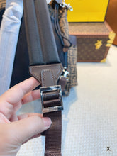 Load image into Gallery viewer, MBG067 FF Jacquard Fendi Strike Medium / 13.3x2x16.5inch
