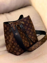 Load image into Gallery viewer, JW777 Bandoulière
