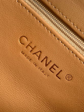 Load image into Gallery viewer, CC1428 Chanel 26S Handmade Rattan Fringe Kelly Bag / 13 x 19 x 7 cm / HIGHEST QUALITY VERSION
