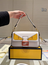 Load image into Gallery viewer, FF295 Baguette / 10.6x5.9x2.3inch
