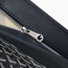 Load image into Gallery viewer, GY050 Medium Hobo Bag / 16.5x10.3x5.9inch
