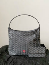 Load image into Gallery viewer, GY082 Goyard Hobo Zip Tote / HIGHEST QUALITY VERSION / 42 x 27 x 15 cm
