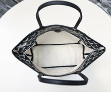 Load image into Gallery viewer, GY052 Artois PM Bag / 11.8x9.3x5.1inch
