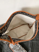 Load image into Gallery viewer, GY083 Goyard Hobo Zip Tote / HIGHEST QUALITY VERSION / 42 x 27 x 15 cm
