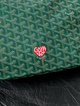 Load image into Gallery viewer, GY084 Goyard Hobo Zip Tote / HIGHEST QUALITY VERSION / 42 x 27 x 15 cm
