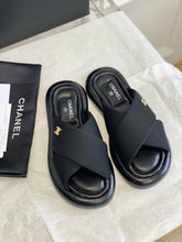 Load image into Gallery viewer, SE1410 CC Slide Sandals / Size5-11
