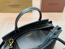 Load image into Gallery viewer, BUR134 Medium Tote / 11x7.9x3.9inch
