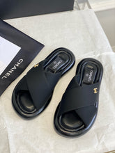 Load image into Gallery viewer, SE1410 CC Slide Sandals / Size5-11
