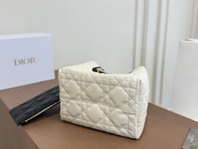 Load image into Gallery viewer, DR615 Dior Toujours Tote Bag / 23 × 15 × 15 cm
