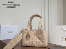 Load image into Gallery viewer, DR615 Dior Toujours Tote Bag / 23 × 15 × 15 cm
