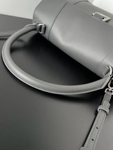 Load image into Gallery viewer, BCG075 Balenciaga Hourglass Soft / HIGHEST QUALITY VERSION / 37 x 23.8 x 13.9 cm
