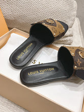 Load image into Gallery viewer, SE1415 LB Slide Sandals / Size5-11
