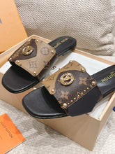 Load image into Gallery viewer, SE1415 LB Slide Sandals / Size5-11
