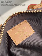 Load image into Gallery viewer, LB1133 Pooch Bag / 7.1 x 11 x 7.5 inches
