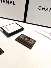 Load image into Gallery viewer, GC626 Ophidia GG Card Case / 4&quot;W x 3&quot;H
