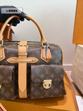 Load image into Gallery viewer, LB1473 Louis Vuitton Manhattan GM Tote / 38 x 26 cm
