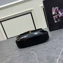 Load image into Gallery viewer, PD254 Prada Emblème Leather Bag / 9.4x4.3x1.5inch
