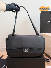 Load image into Gallery viewer, CC1430 Chanel Classic Flap Maxi / 32 x 19 cm
