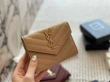 Load image into Gallery viewer, YSK335 Cassandre Matelassé Small Envelope Wallet / 5.3 x 3.7 x 1.1 INCHES
