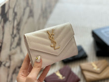 Load image into Gallery viewer, YSK335 Cassandre Matelassé Small Envelope Wallet / 5.3 x 3.7 x 1.1 INCHES
