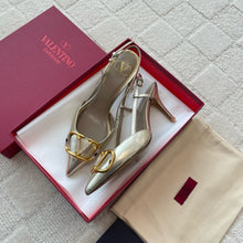 Load image into Gallery viewer, SE1291 Vlogo Glow Laminated Nappa Slingback Pump / 10mm/40mm/80mm
