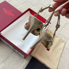 Load image into Gallery viewer, SE1291 Vlogo Glow Laminated Nappa Slingback Pump / 10mm/40mm/80mm
