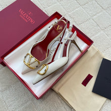 Load image into Gallery viewer, SE1292 Vlogo Glow Laminated Nappa Slingback Pump / 10mm/40mm/80mm
