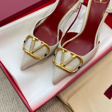 Load image into Gallery viewer, SE1292 Vlogo Glow Laminated Nappa Slingback Pump / 10mm/40mm/80mm

