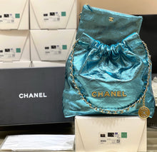 Load image into Gallery viewer, CC1084 CHANEL 22 Bag / HIGHEST QUALITY VERSION / Small/Medium
