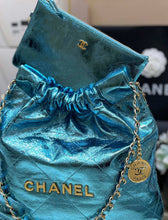 Load image into Gallery viewer, CC1084 CHANEL 22 Bag / HIGHEST QUALITY VERSION / Small/Medium
