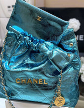 Load image into Gallery viewer, CC1083 CHANEL 22 Bag / HIGHEST QUALITY VERSION / Small/Medium
