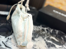 Load image into Gallery viewer, CC1431 Chanel 26S "Lucky Bag" Bucket / 22 x 16 cm
